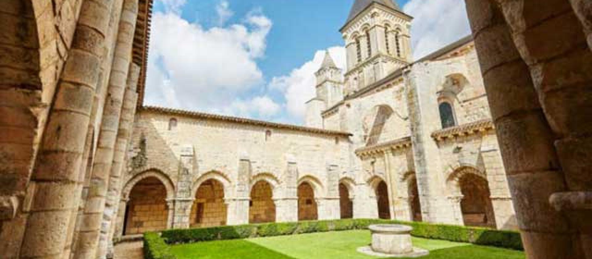 Abbaye de Nieul
