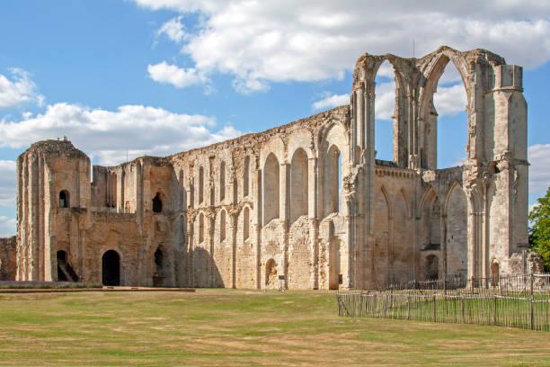 Abbaye de Maillezais